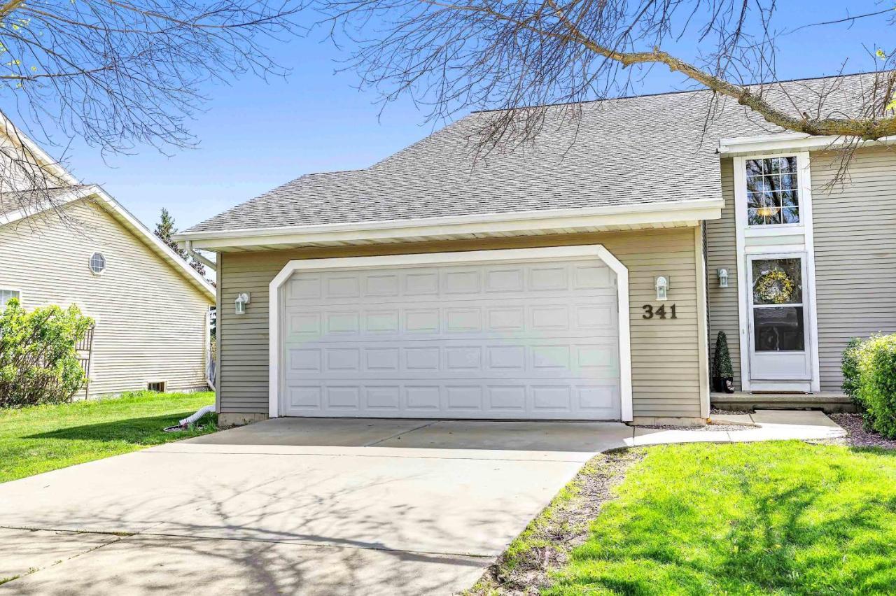 Serene 3 Bedroom Home, Nrm, Wi-Fi, Parking, Queen Bed De Pere Extérieur photo
